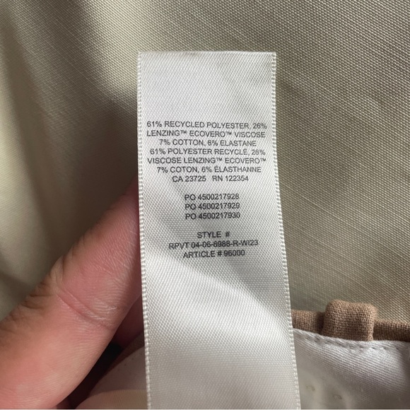 Aritzia- The Effortless Pant (Re)ssential in Heather Saville Size 4 Tan Cream - Picture 9 of 9